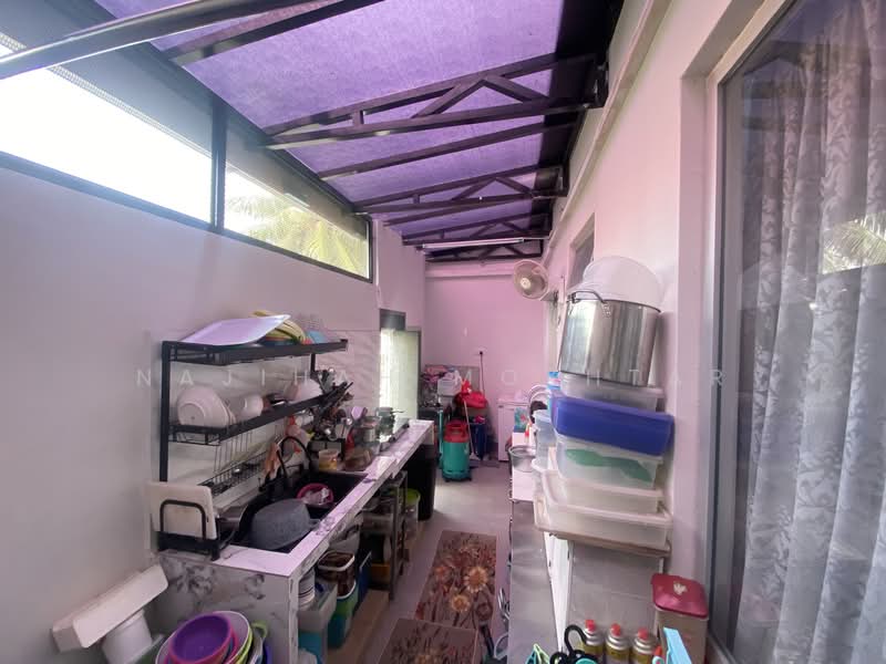 2-storey Terraced House for Sale in Meru (Klang) - Najihah Mokhtar - Kitchen - PropertyGuru.com.my