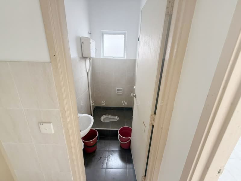 Setia Tropika untuk Untuk Dijual - RM 860,000, Mac 2026 - Bathroom - PropertyGuru.com.my