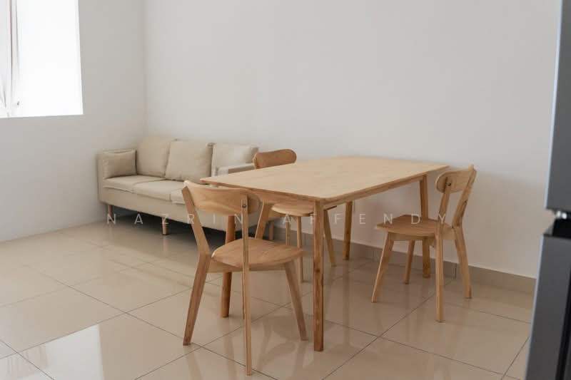 Tulip Residence untuk Untuk Disewa - RM 1,500 /bulan, Feb 2026 - Living Room - PropertyGuru.com.my