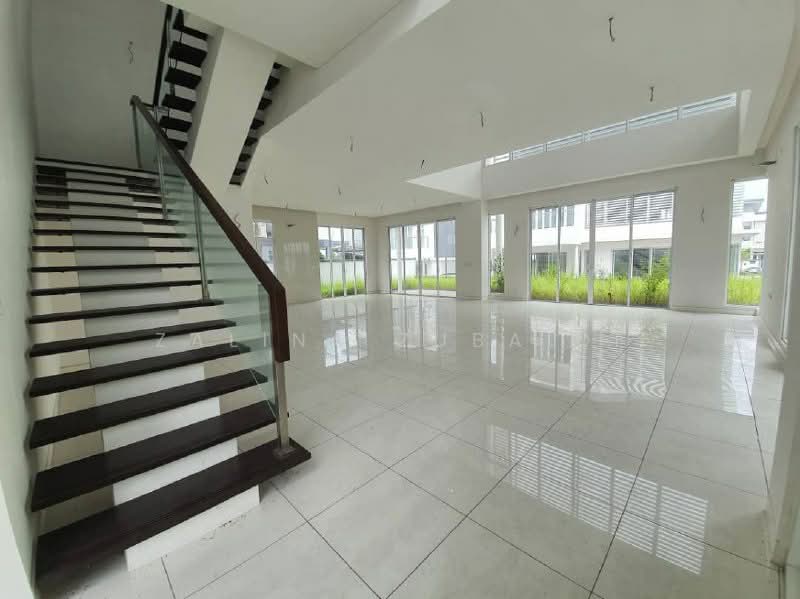 Bungalow for Sale in Denai Alam (Shah Alam) - Zalina Zubaidi - Living Room - PropertyGuru.com.my