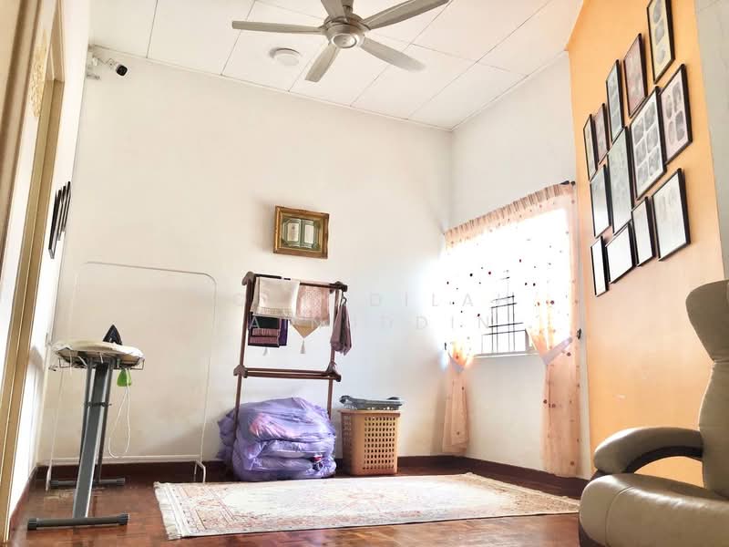 Wangsa Jaya untuk Untuk Dijual - RM 1,000,000, Feb 2026 - Living Room - PropertyGuru.com.my