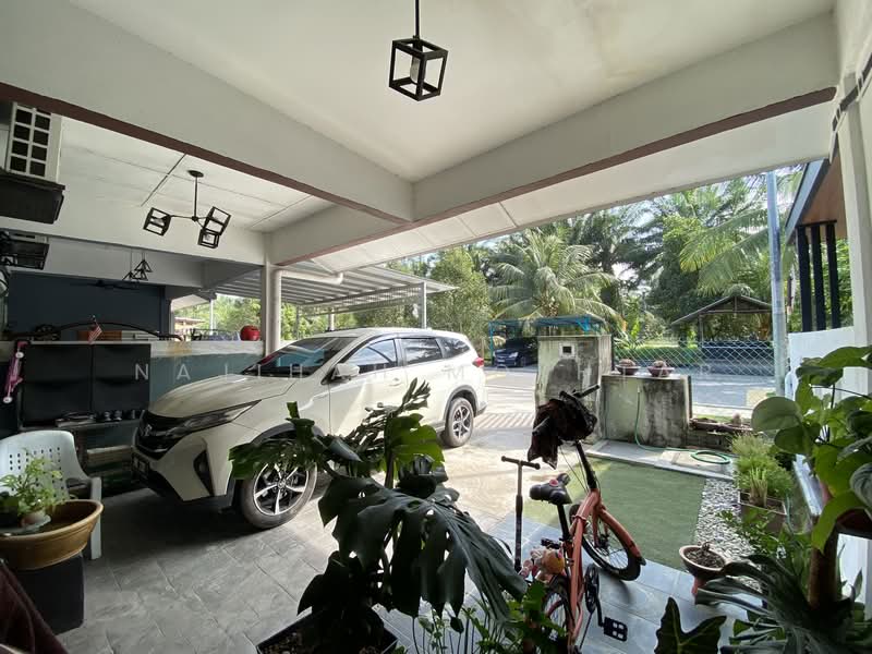 1-storey Terraced House for Sale in Kapar (Selangor) - Najihah Mokhtar - Exterior - PropertyGuru.com.my