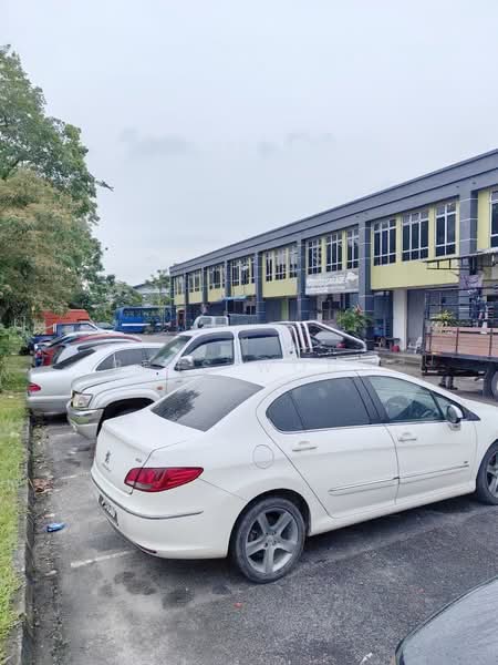 Shop for Sale in Ulu Tiram (Johor) - Bess Wong - Exterior - PropertyGuru.com.my