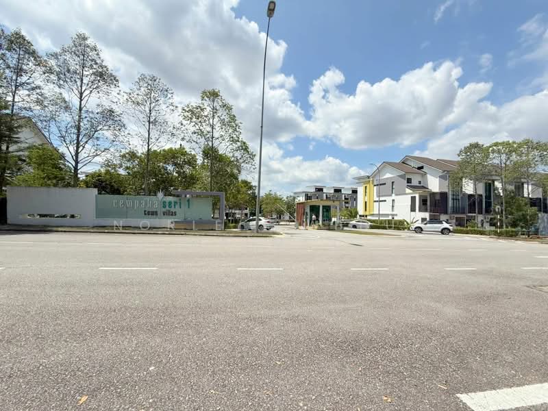 Cempaka Seri 1, Town Villas, Kota Seriemas untuk Untuk Dijual - RM 410,000, Feb 2026 - Exterior - PropertyGuru.com.my