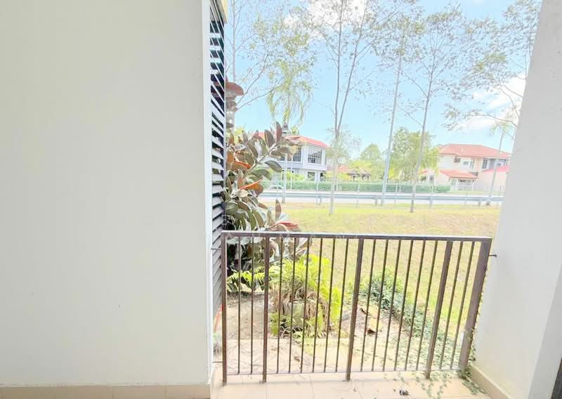 Cempaka Seri 1, Town Villas, Kota Seriemas untuk Untuk Dijual - RM 410,000, Feb 2026 - Exterior - PropertyGuru.com.my