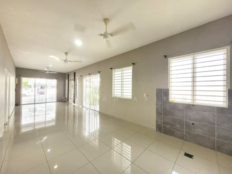 Semi-Detached House for Sale in Seremban (Negeri Sembilan) - Masnizah Arifin - Living Room - PropertyGuru.com.my