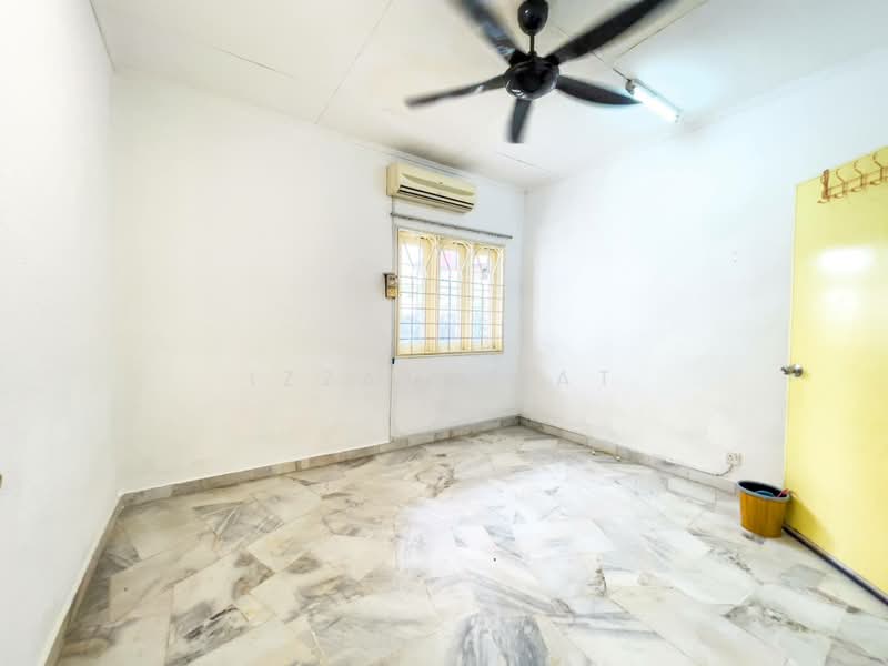 1.5-storey Terraced House for Sale in Usj 6 (Subang Jaya) - Izzati Mat - Interior - PropertyGuru.com.my