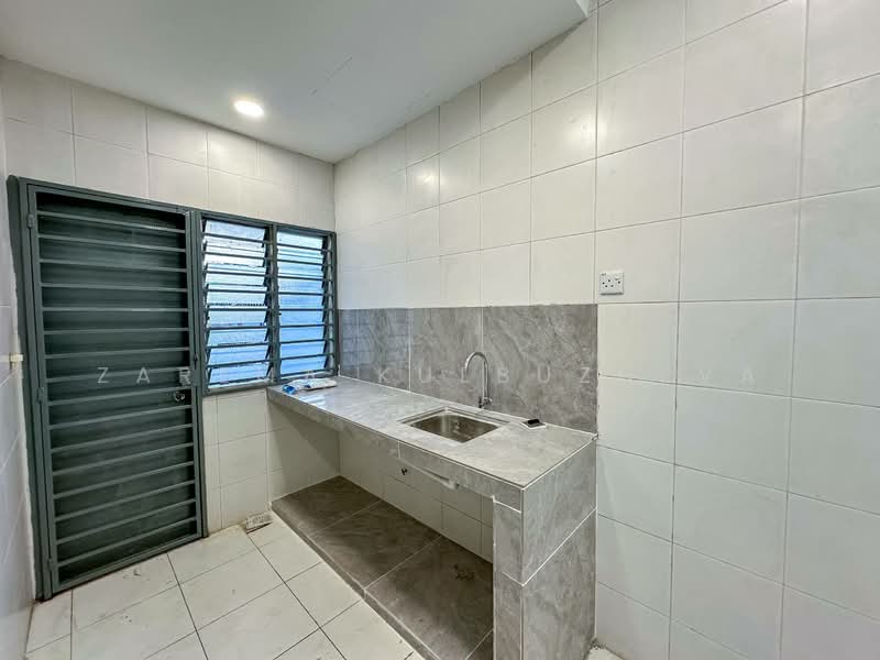 Pearl Villa untuk Untuk Dijual - RM 335,000, Feb 2026 - Kitchen - PropertyGuru.com.my