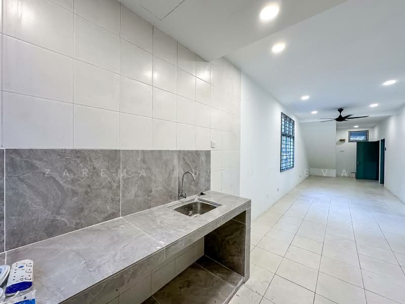 Pearl Villa untuk Untuk Dijual - RM 335,000, Feb 2026 - Kitchen - PropertyGuru.com.my