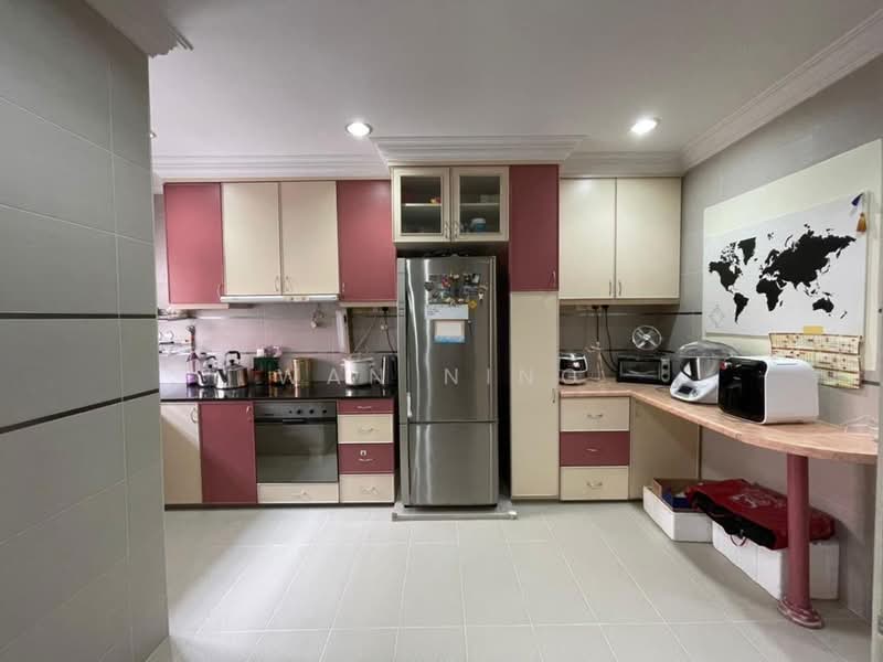 2-storey Terraced House for Rent in Taman Mount Austin (Tebrau) - Wan Ning - Kitchen - PropertyGuru.com.my