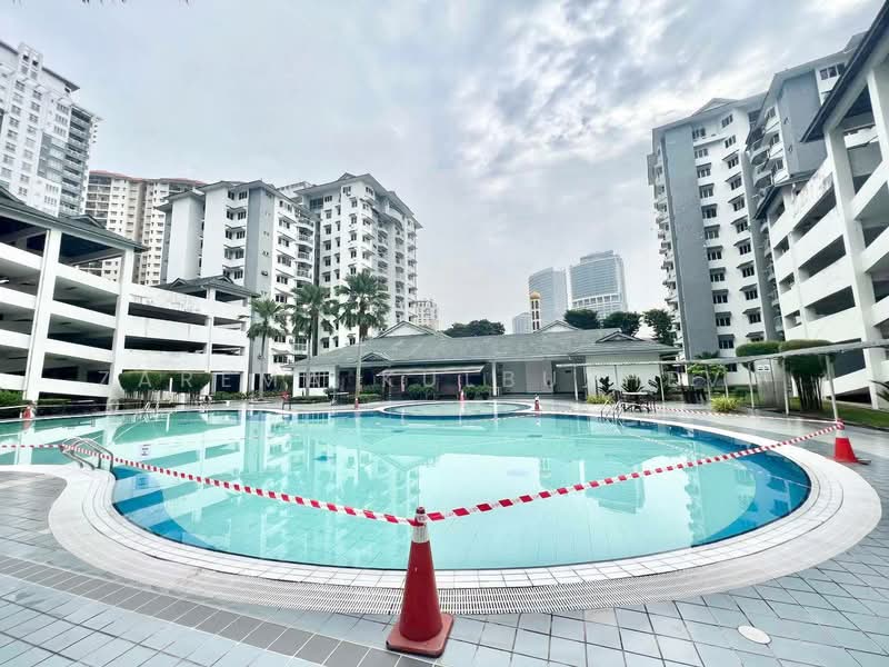 Condominium for Sale at Tiara Kelana - Zarema Kulbuzheva - Exterior - PropertyGuru.com.my