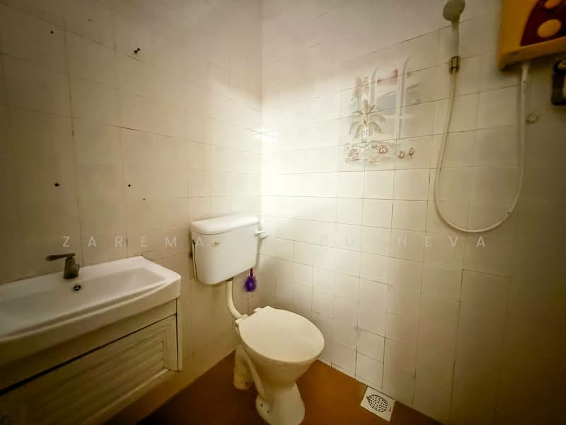 Bayu Perdana untuk Untuk Dijual - RM 420,000, Mac 2026 - Bathroom - PropertyGuru.com.my