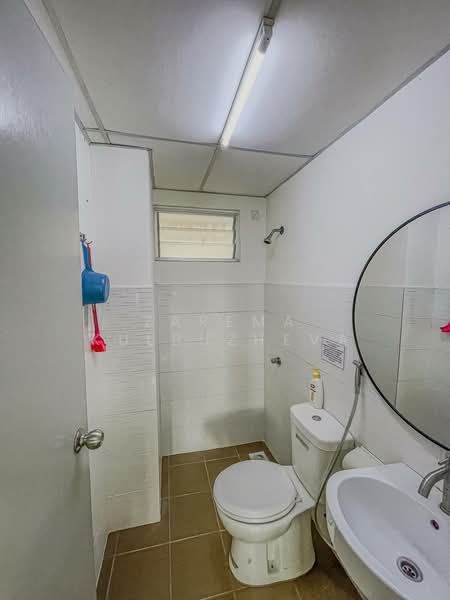 Service Residence for Sale at Sentrovue - Zarema Kulbuzheva - Bathroom - PropertyGuru.com.my