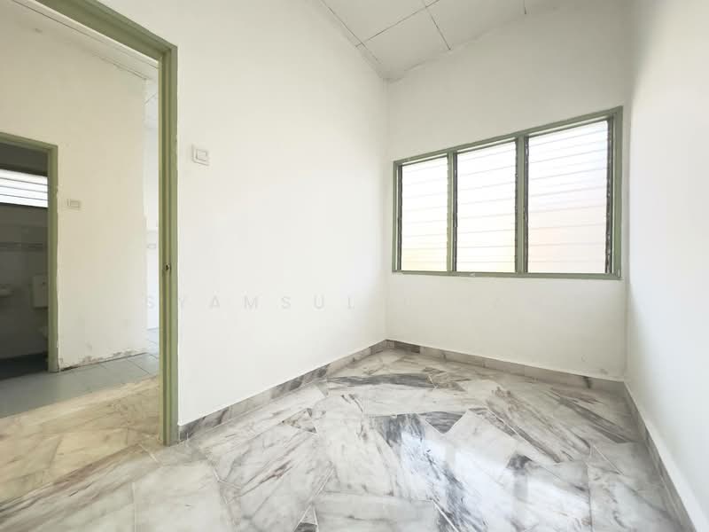 1-storey Terraced House for Sale in Puncak Alam (Selangor) - Syamsul Ilham - PropertyGuru.com.my