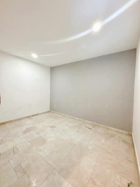 2-storey Terraced House for Sale in Taman Sentosa (Klang) - Zarema Kulbuzheva - Interior - PropertyGuru.com.my