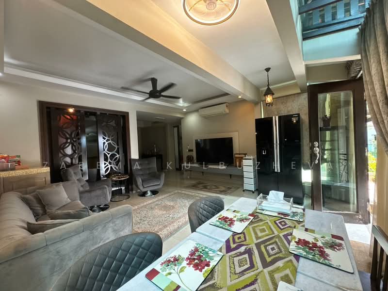 Section 6 @ Kota Damansara untuk Untuk Dijual - RM 3,000,000, Feb 2026 - Living Room - PropertyGuru.com.my