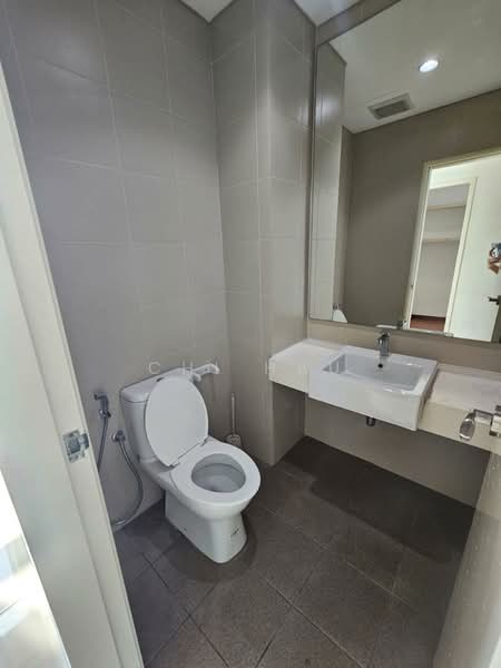 i-SOHO @ i-City untuk Untuk Disewa - RM 1,650 /bulan, Feb 2026 - Bathroom - PropertyGuru.com.my