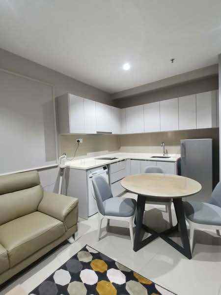 Service Residence for Rent at i-SOHO @ i-City - Chi Hau - Kitchen - PropertyGuru.com.my