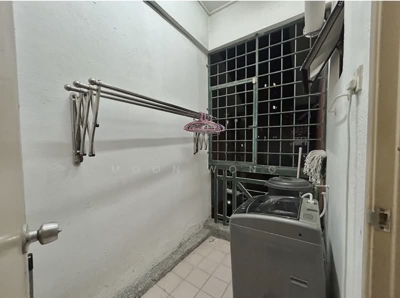 Kondominium untuk Dijual di Evergreen Park Acorn & Hazel - Moon Wong - Balcony - PropertyGuru.com.my
