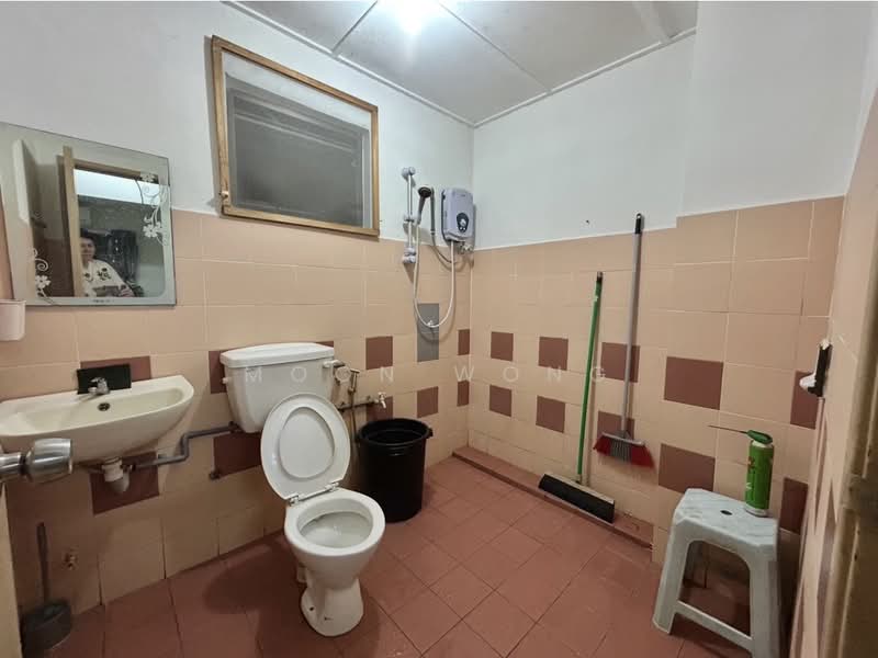 Kondominium untuk Dijual di Evergreen Park Acorn & Hazel - Moon Wong - Bathroom - PropertyGuru.com.my