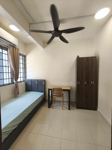 Rumah Teres 2 Tingkat untuk Disewa di Taman Sea (Petaling Jaya) - Lauran Chuah - Bedroom - PropertyGuru.com.my