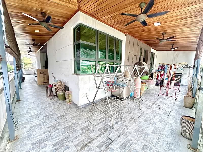 Taman Cahaya Alam untuk Untuk Dijual - RM 1,700,000, Mac 2026 - Balcony - PropertyGuru.com.my