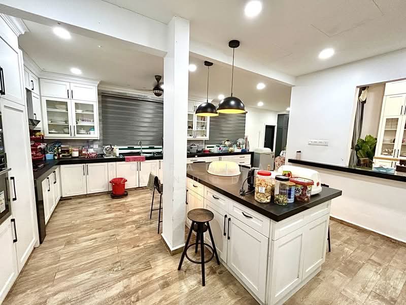 Taman Cahaya Alam untuk Untuk Dijual - RM 1,700,000, Mac 2026 - Kitchen - PropertyGuru.com.my