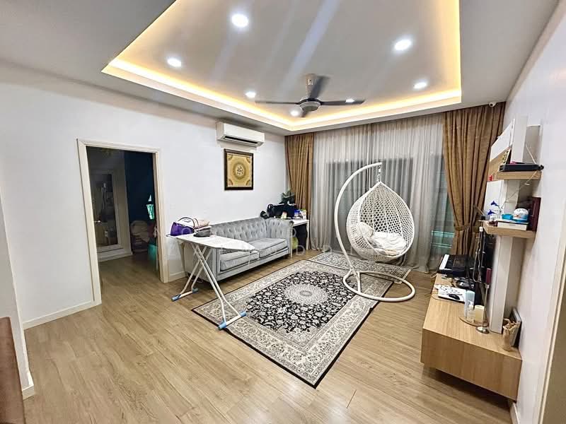 Taman Cahaya Alam untuk Untuk Dijual - RM 1,700,000, Mac 2026 - Living Room - PropertyGuru.com.my