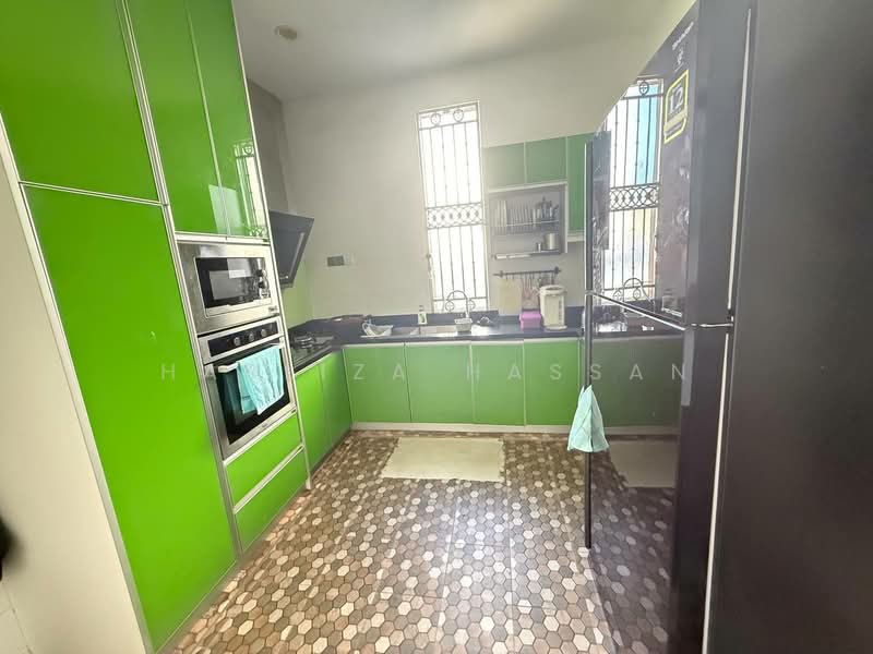 Semi-Detached House for Sale in Taman Kota Lukut (Port Dickson) - Hasliza Hassan - Kitchen - PropertyGuru.com.my