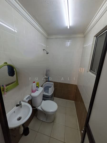 Condominium for Sale at Prima U1 - Fuad Ali - Bathroom - PropertyGuru.com.my