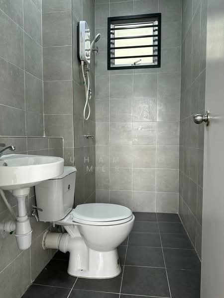 Condominium for Rent at Residensi Adelia 2 - Muhammad Amerul - Bathroom - PropertyGuru.com.my