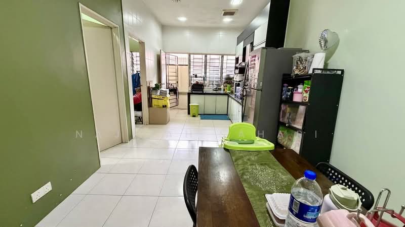 1-storey Terraced House for Sale in Bandar Saujana Putra (Tanjong Duabelas) - Najibah Sahari - Kitchen - PropertyGuru.com.my