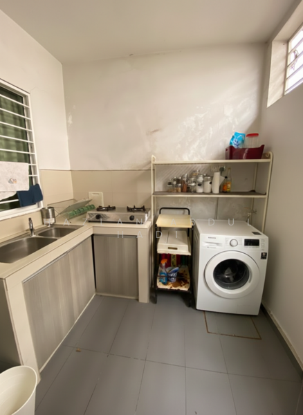 2-storey Terraced House for Sale in Cahaya Spk (Shah Alam) - Hazlan Abdul Hadi - Kitchen - PropertyGuru.com.my