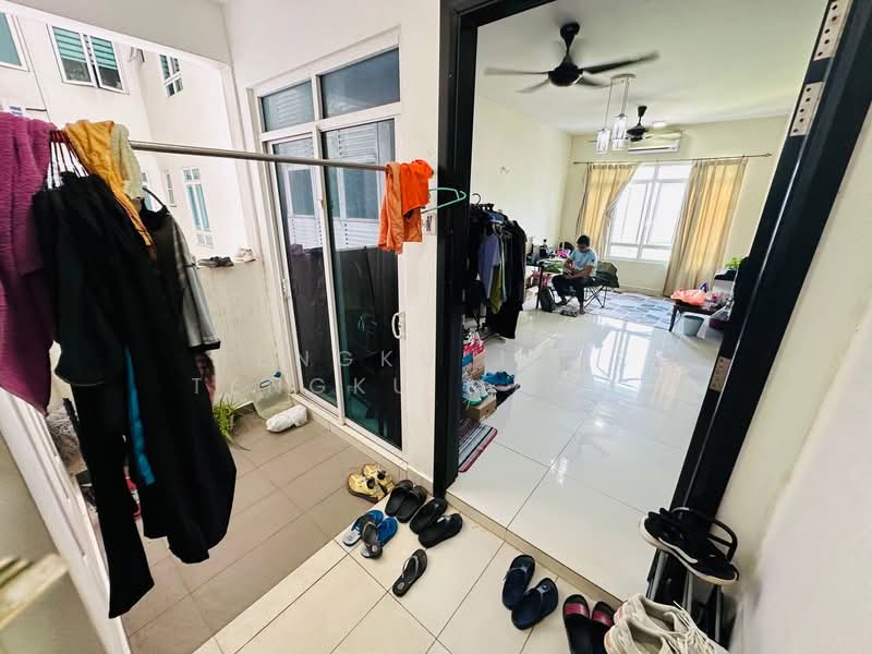 Condominium for Sale at Saville @ The Park - Tengku June Tengku Mamat - Living Room - PropertyGuru.com.my