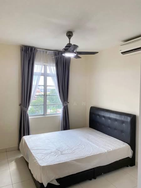 D' Larkin Residence untuk Untuk Disewa - RM 2,200 /bulan, Feb 2026 - Bedroom - PropertyGuru.com.my
