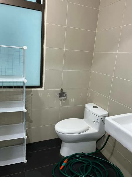 Service Residence for Sale at Wave @ Marina Cove - Guang Jun Loh - Bathroom - PropertyGuru.com.my