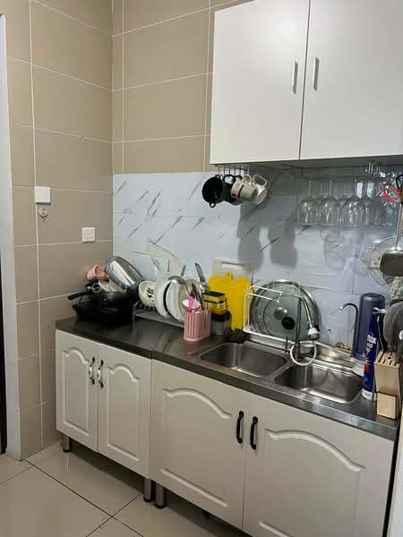 Service Residence for Sale at Wave @ Marina Cove - Guang Jun Loh - Kitchen - PropertyGuru.com.my