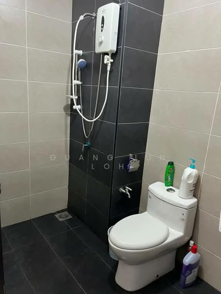 Service Residence for Sale at Wave @ Marina Cove - Guang Jun Loh - Bathroom - PropertyGuru.com.my