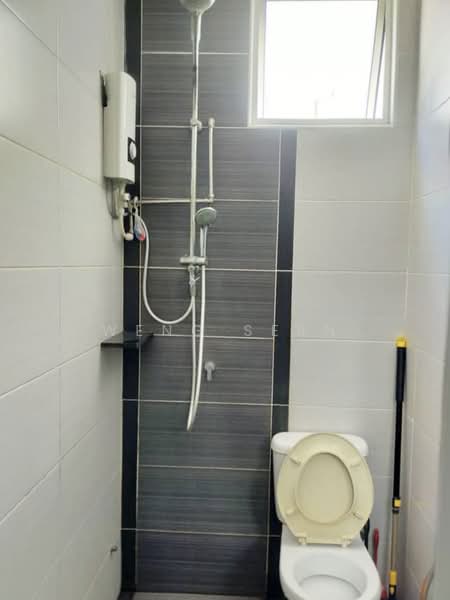 Condominium for Rent at The Oasis - Weng Sern - Bathroom - PropertyGuru.com.my