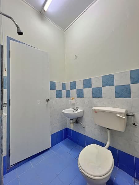 Taman Kajang Perdana untuk Untuk Dijual - RM 699,000, Mac 2026 - Bathroom - PropertyGuru.com.my