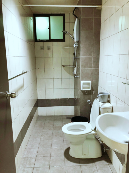 Condominium for Rent at Indah Alam (Subang Andaman) - Josephine Chou - Bathroom - PropertyGuru.com.my