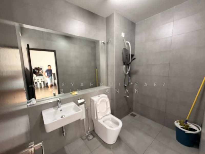 2-storey Terraced House for Rent in Sepang (Selangor) - Md Syahrul Faez Bin Manan - Bathroom - PropertyGuru.com.my