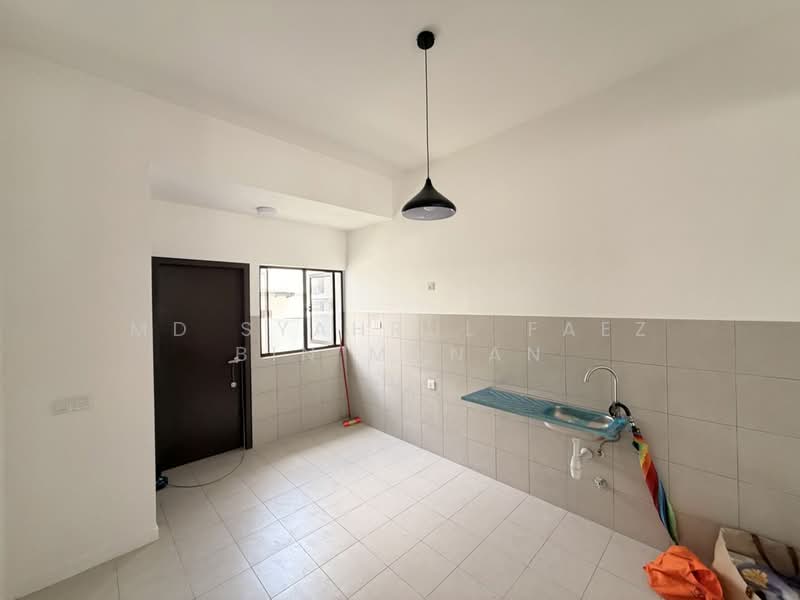 2-storey Terraced House for Rent in Sepang (Selangor) - Md Syahrul Faez Bin Manan - Kitchen - PropertyGuru.com.my