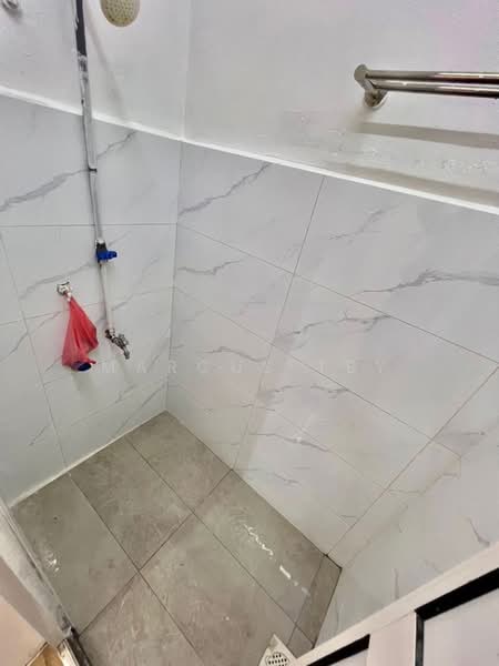 Bukit Gambir untuk Untuk Dijual - RM 210,000, Feb 2026 - Bathroom - PropertyGuru.com.my