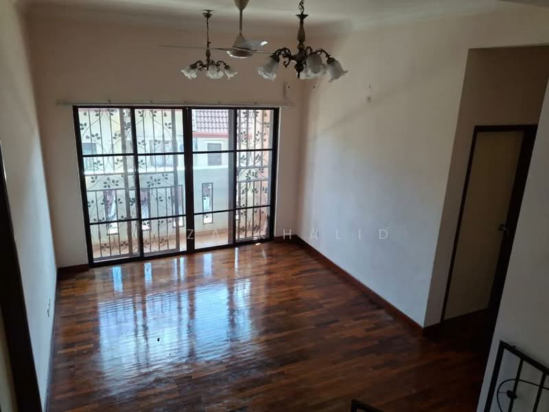 Precinct 16 untuk Untuk Dijual - RM 1,290,000, Mac 2026 - Living Room - PropertyGuru.com.my