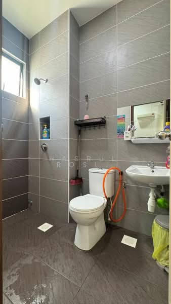 Bandar Sp Saujana untuk Untuk Dijual - RM 420,000, Feb 2026 - Bathroom - PropertyGuru.com.my
