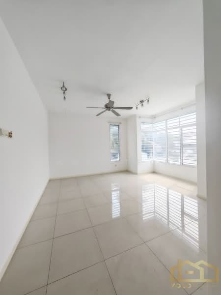 2-storey Terraced House for Sale in Kemuning Utama (Shah Alam) - James Teoh - Living Room - PropertyGuru.com.my
