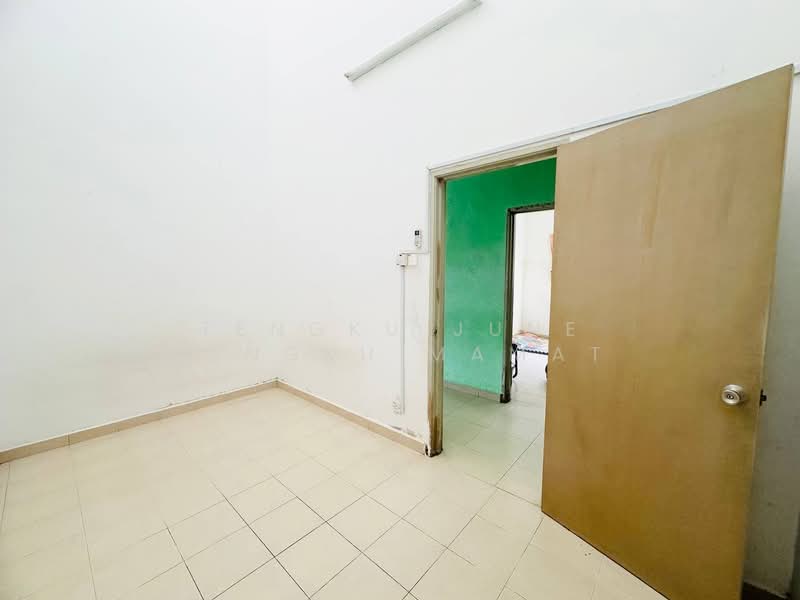 Semi-Detached House for Sale in Sepang (Selangor) - Tengku June Tengku Mamat - Interior - PropertyGuru.com.my