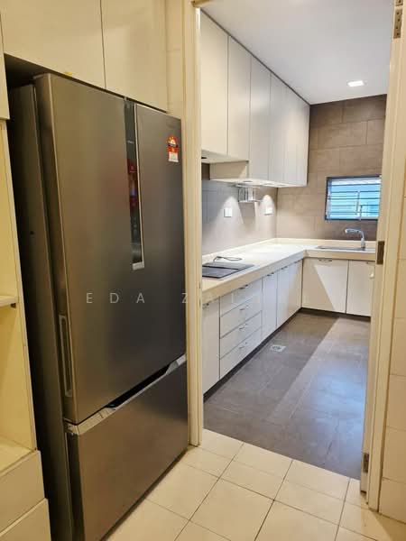 2-storey Terraced House for Sale in Taman Riana Ukay (Ulu Kelang) - Eda Zainal - Kitchen - PropertyGuru.com.my