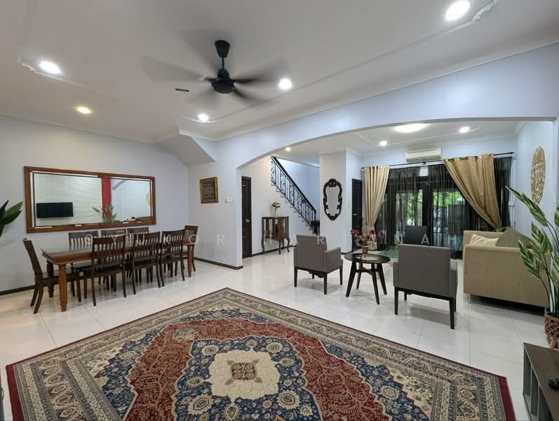 Double Storey Terrace, Jalan Sepah Puteri, Seksyen 5, Kota Damansara untuk Untuk Dijual - RM 1,080,000, Mac 2026 - Living Room - PropertyGuru.com.my